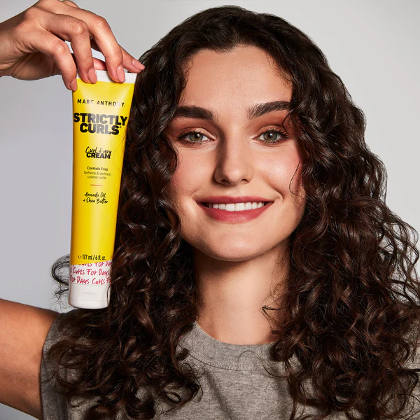 SC-Curl-Envy-Cream-177mL-EN-with-Model-1_621732003260_web_600x